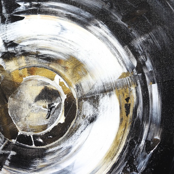 Sarah Johnson: Life to the Full Black and White image 2