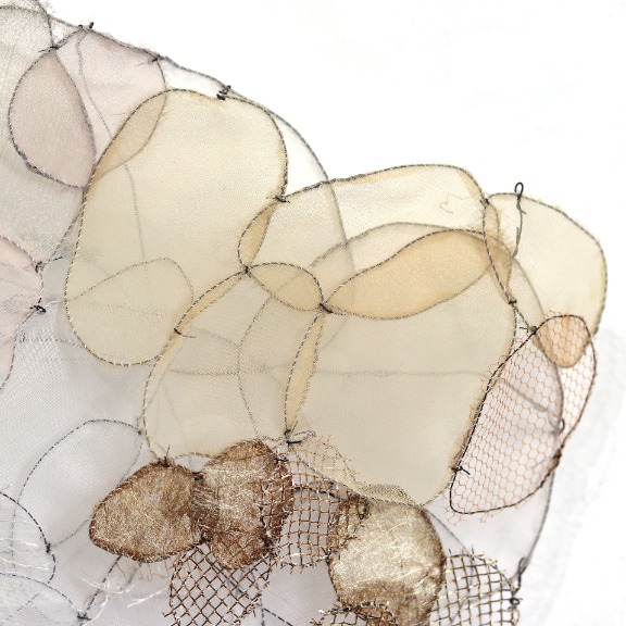 Kristina Fjellman: Ivory Gold image 3