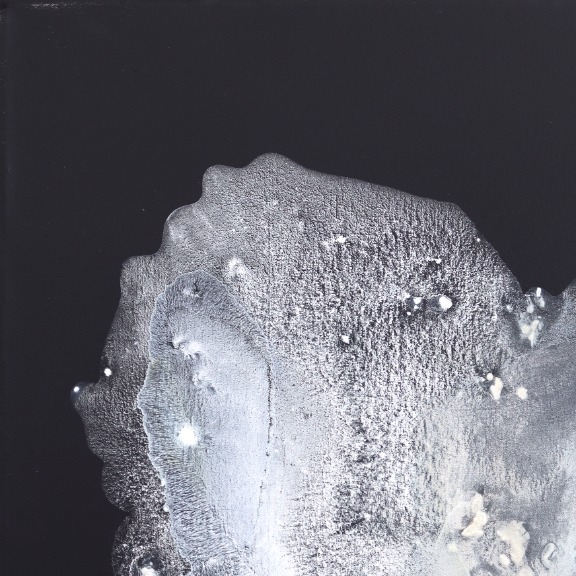 Clara Berta: Winter In White image 3