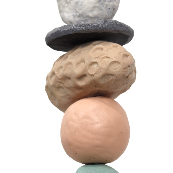 Nayla Saroufim: Palm Springs Totem 2 image 4